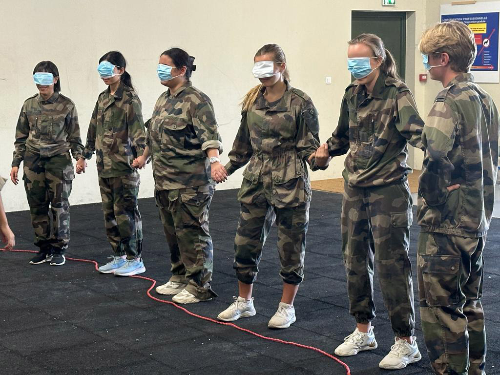 Photo du séminaire d'intégration 2024 des étudiant de première année du Collège de droit Photo du séminaire d'intégration 2024 des étudiant de première année du Collège de droit