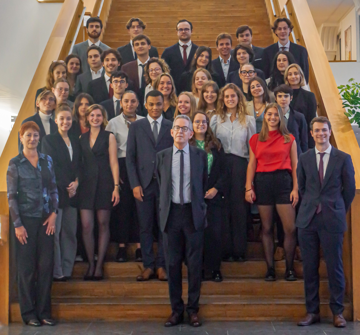 Photo des étudiants de seconde année de l’École de droit, année 2024-2025 Photo des étudiants de seconde année de l’École de droit, année 2024-2025