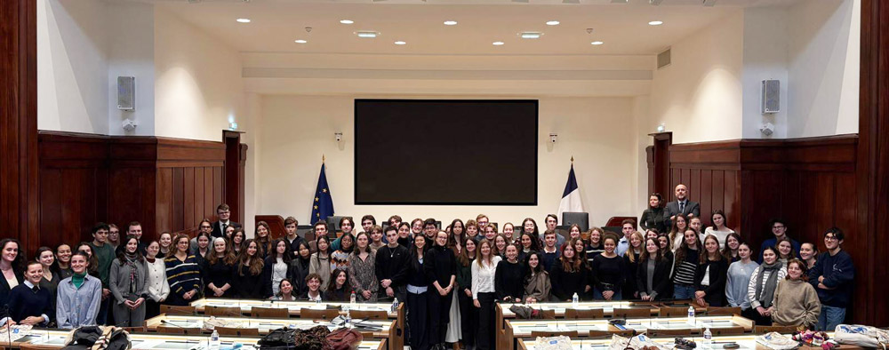 Photo des étudians de 2e année du collège de droit lors de la visite du Conseil supérieur du notariat du vendredi 24 janvier 2025 Photo des étudians de 2e année du collège de droit lors de la visite du Conseil supérieur du notariat du vendredi 24 janvier 2025