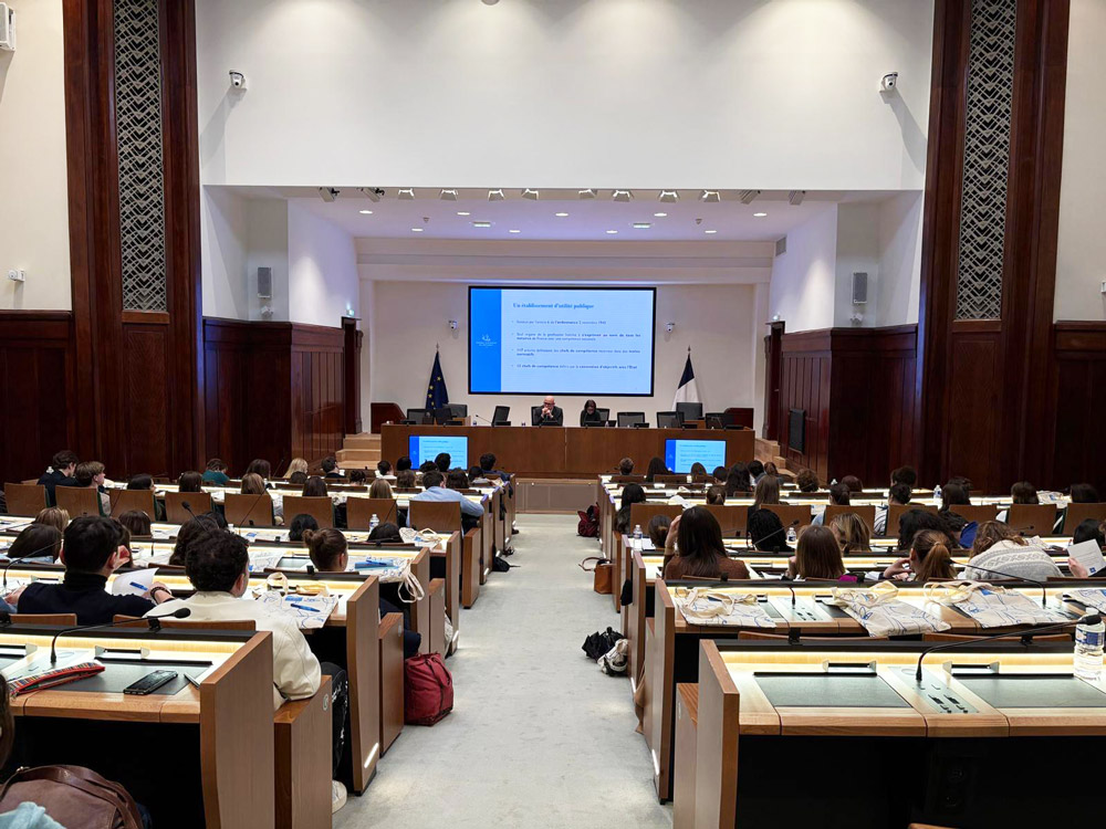 Photo des étudians de 2e année du collège de droit lors de la visite du Conseil supérieur du notariat du vendredi 24 janvier 2025 Photo des étudians de 2e année du collège de droit lors de la visite du Conseil supérieur du notariat du vendredi 24 janvier 2025