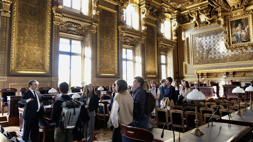 Photo de l avisite des étudiants 2025 du Collège de droit à l'Ordre des avocats aux Conseils Photo de l avisite des étudiants 2025 du Collège de droit à l'Ordre des avocats aux Conseils