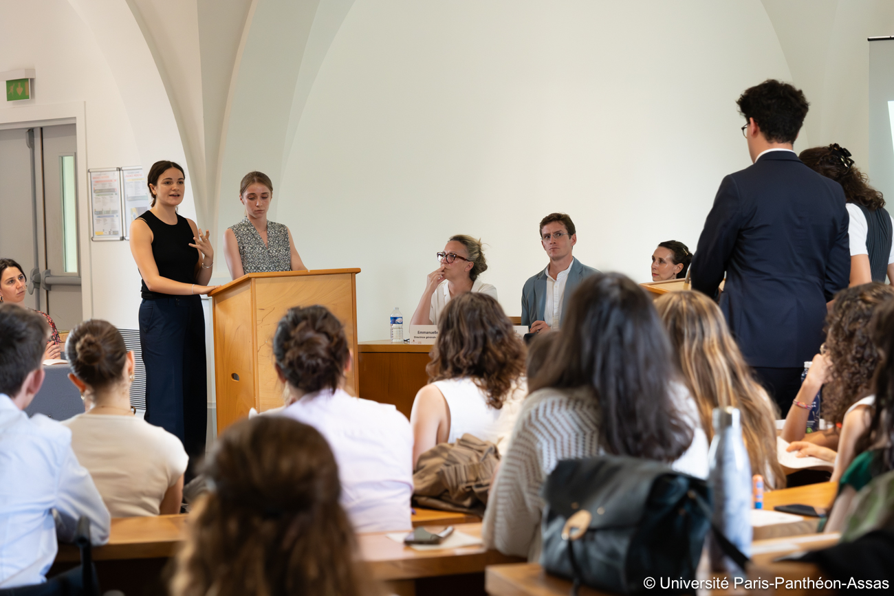 Photo du concours de plaidoyers organisé par le Collège de droit le 23 juin 2025 Photo du concours de plaidoyers organisé par le Collège de droit le 23 juin 2025