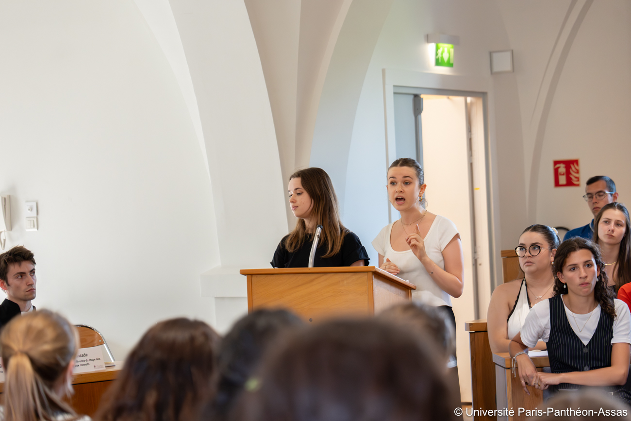 Photo du concours de plaidoyers organisé par le Collège de droit le 23 juin 2025 Photo du concours de plaidoyers organisé par le Collège de droit le 23 juin 2025