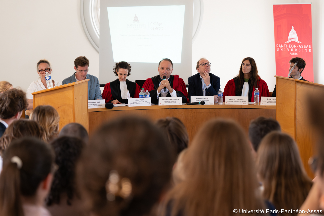 Photo du concours de plaidoyers organisé par le Collège de droit le 23 juin 2025 Photo du concours de plaidoyers organisé par le Collège de droit le 23 juin 2025