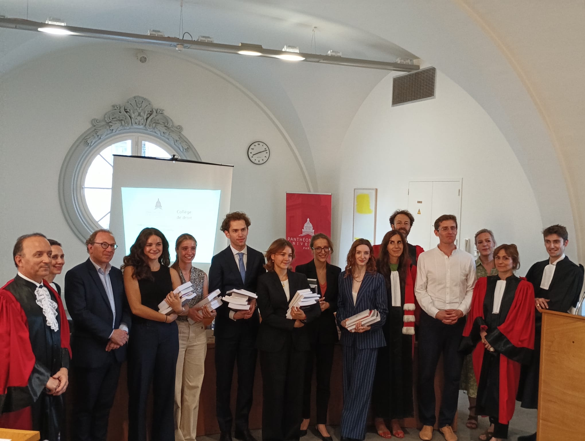 Photo du concours de plaidoyers organisé par le Collège de droit le 23 juin 2025 Photo du concours de plaidoyers organisé par le Collège de droit le 23 juin 2025