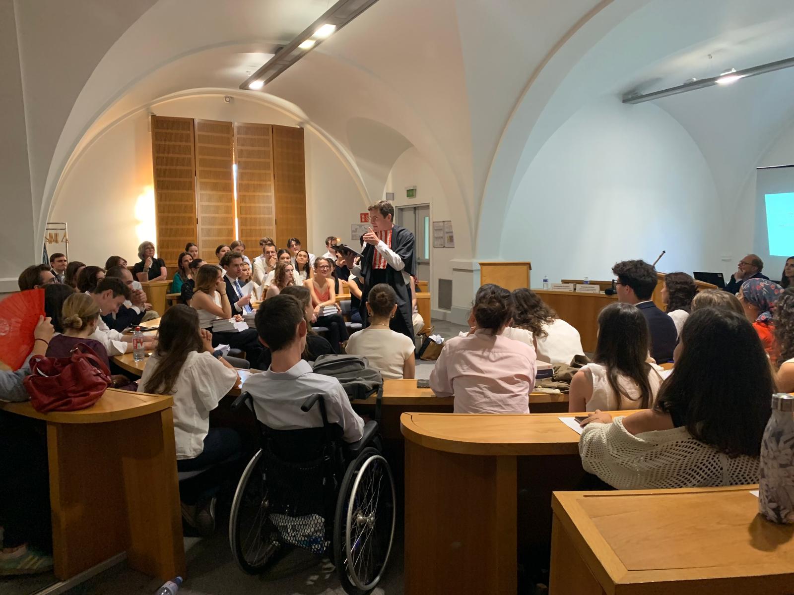 Photo du concours de plaidoyers organisé par le Collège de droit le 23 juin 2025 Photo du concours de plaidoyers organisé par le Collège de droit le 23 juin 2025