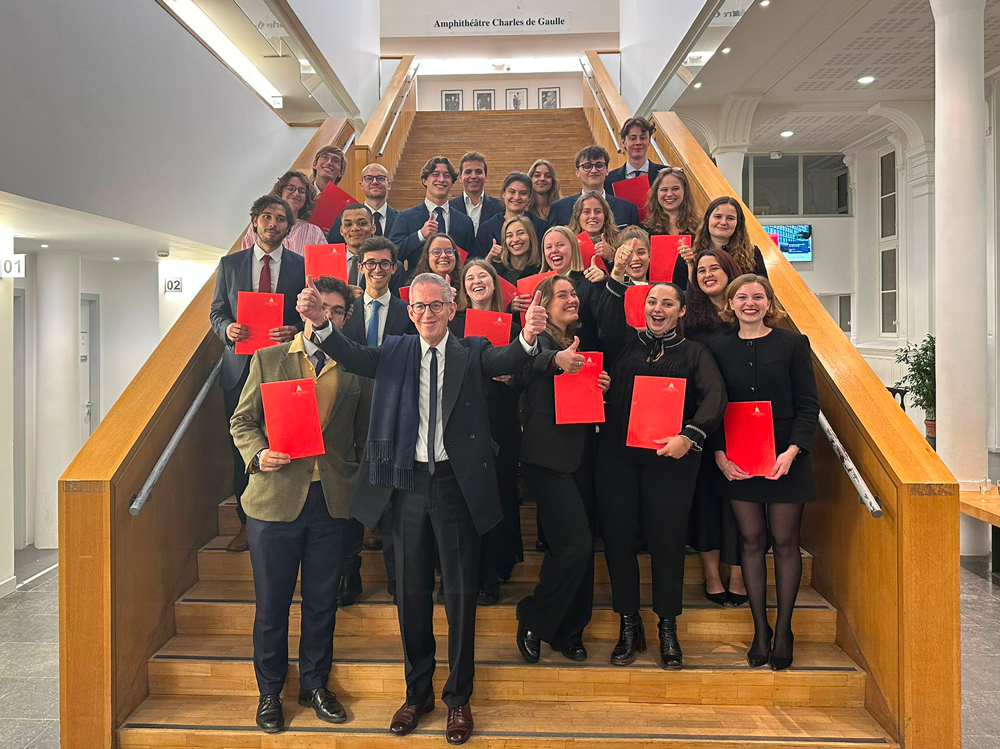 Photo de la remise de diplôme 2025 de l'École de droit Photo de la remise de diplôme 2025 de l'École de droit