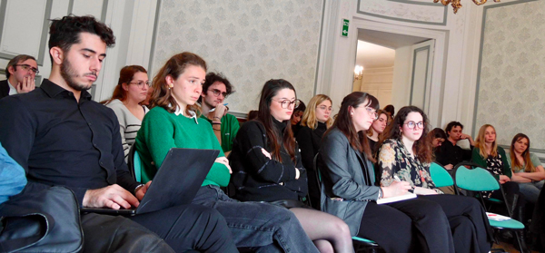 Photo du colloque annuel 2023 du Master 2 Communication et sociologie du droit et de la justice