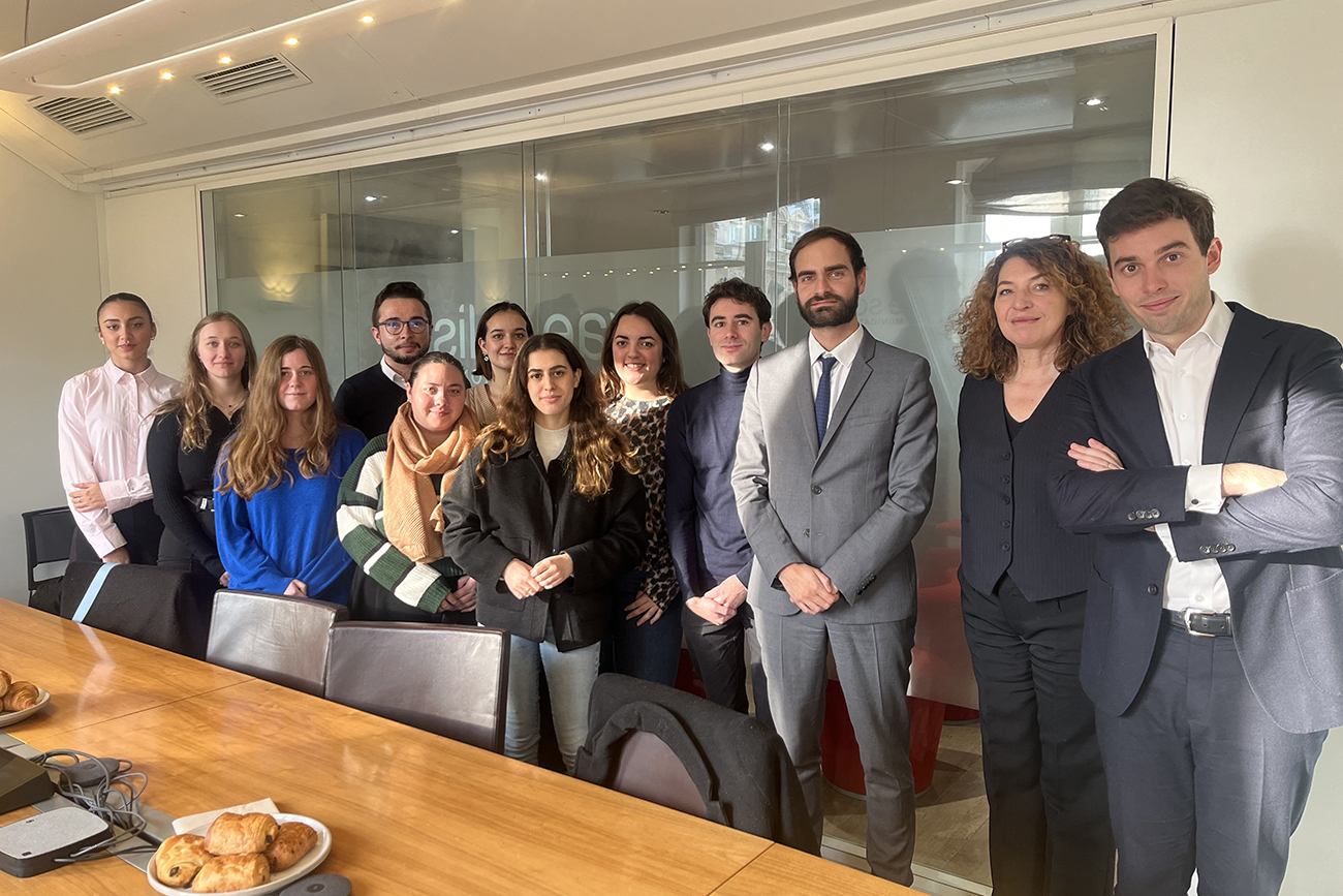 Photo de la promotion 2023-2024 lors de la rencontre avec l'agence Vae Solis