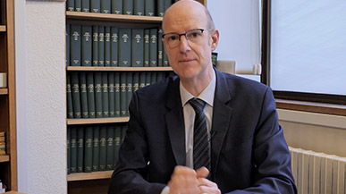 Capture de la conférence du CRDI de la salle 102 du 21 mars 2023