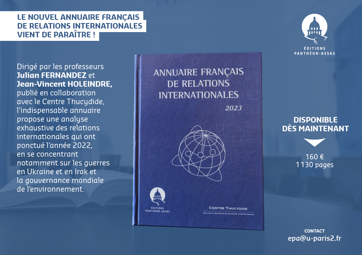 Flyer promotionnel de l'Annuaire français de relations internationales de Julian Fernandez et Jean-Vincent Holeindre du Centre Thucydide