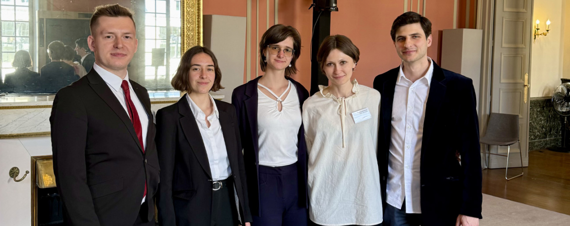 Etudiants lauréats du Concours d’Arbitrage International de Paris Etudiants lauréats du Concours d’Arbitrage International de Paris