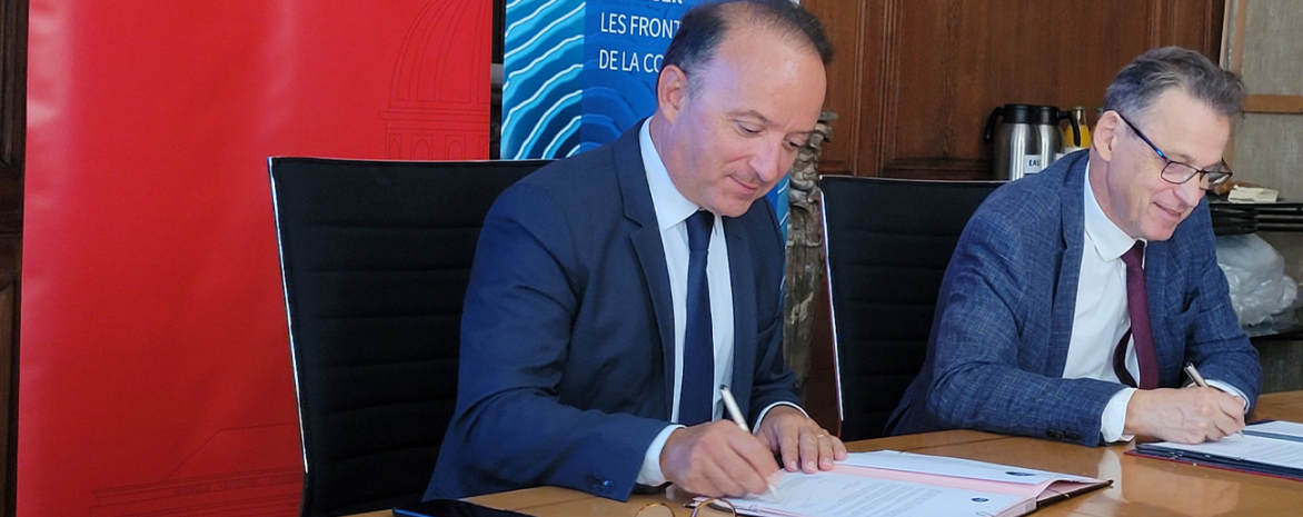Signature convention de partenariat - CNRS