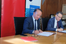 Signature convention de partenariat - CNRS
